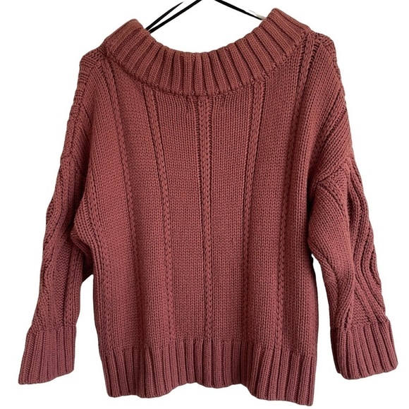 J.O.A. LOS ANGELES OFF THE SHOULDER CABLE SWEATER IN MAUVE - Picture 6 of 9